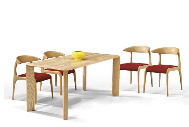 全屋定制實木家具為什么會變色？